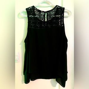 Pretty black lace sleeveless top
